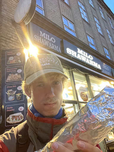 Photo of Milo Shawarma - Banegårdspladsen 8, 8000 Aarhus